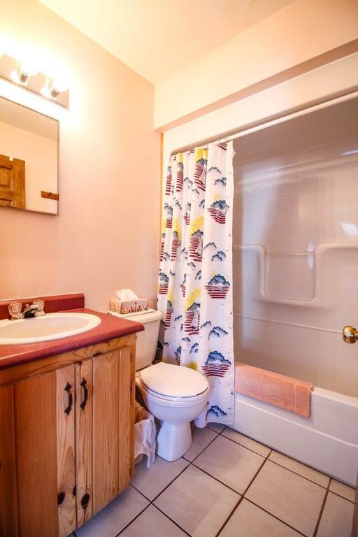 Отель Merry Stanhope Chalets Экстерьер фото